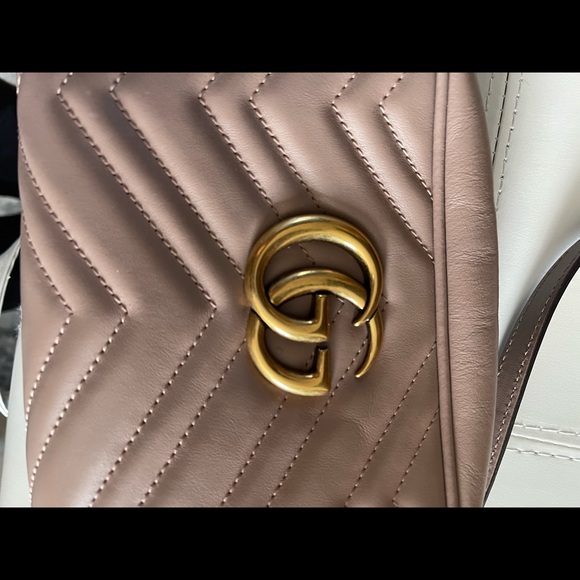 GG Marmont Small Matelassé Shoulder Bag - Picture 7 of 7